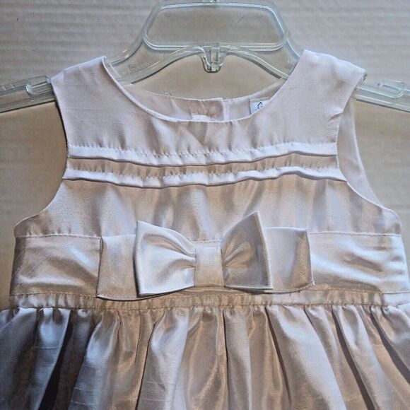 Cherokee 3T White Party Dress For Your Little one. Bow in Front & Button in Back - Picture 2 of 12